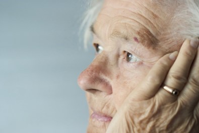 Alzheimer Hastalarına 'Akupunktur'