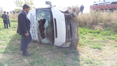 Iğdır'da Trafik Kazası Açıklaması10 Yaralı
