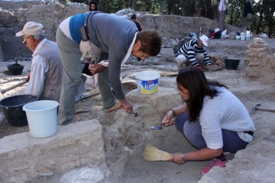 9 Bin Yıllık Yumuktepe'de Kazılar Sona Erdi