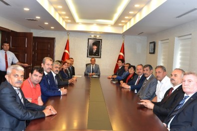 Vali Vekili Mustafa Aydın'a Muhtarlar Günü Ziyareti
