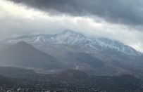 Erciyes Dağı'na Karı Yağdı