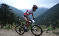 İHSAN AYRANCI - Uzungöl'de Düzenlenen Ulusal Dağ Ve Yol Bisikleti Şampiyonası Nefes Kesti