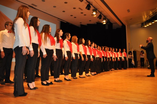 Ege Üniversitesi'nde ilk ders İlber Ortaylı'dan