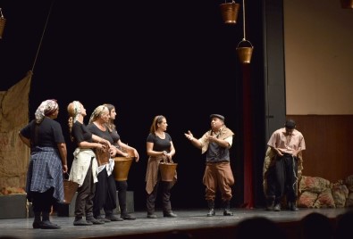 Adana Büyükşehir Belediyesi 4. Şehir Tiyatroları Buluşması