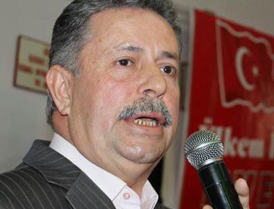 AK Parti Yalvaç İlçe Başkanı istifa etti