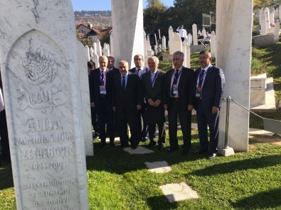 Başkan Karabacak, İzzetbegoviç'in Anma Törenine Katıldı