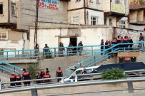 İBNİ SİNA HASTANESİ - Başkent'te Tüfekle Husumetli Olduğu Kişiyi Vuran Şahıs Etkisiz Hale Getirildi