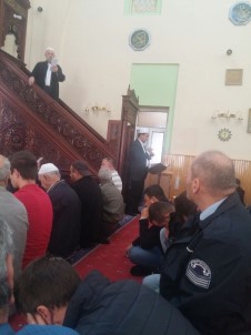 Bozüyük'teki Kasımpaşa Orta Camii'nde İşaret Dili İle Cuma Hutbesi Veriliyor