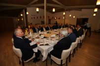 Büyükşehir Ve Turizmcilerle Bir Araya Geldi