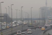 İstanbul'da Sis Etkili Oldu