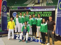 TOFAŞ - Karatecilerden 8 Madalya