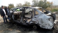 HURDA ARAÇ - Kastamonu'da Hurdaya Çıkan Araç Yandı