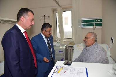 Vali Büyükakın Ve Başkan Yağcı'dan Hasta Ziyareti