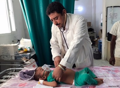 Yemen'de Sağlık Personeli 1 Yıldır Maaş Almıyor