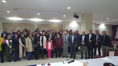 Başkan Yalçın'dan AK Parti Kadın Kolları İlçe Başkanlığı'na Seçilen Karakaş'a Tebrik