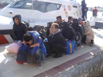 ASSOS - Çanakkale'de 18 Mülteci Yakalandı