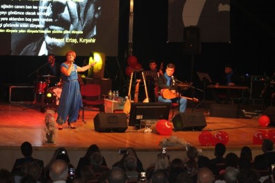 Kayserili Müzisyenler İzmir'i Coşturdu