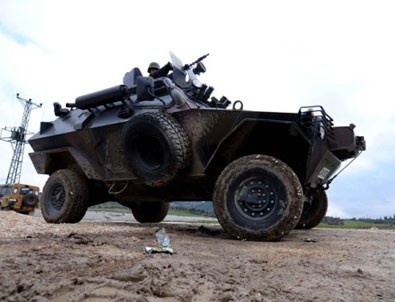 Kilis'te askeri araç devrildi