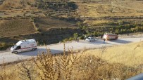 Otomobil Çaya Uçtu Açıklaması 1 Polis Hayatını Kaybetti, 1 Polis Yaralandı Haberi