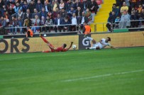 UMUT BULUT - Süper Lig Açıklaması Kayserispor Açıklaması 0 - Atiker Konyaspor Açıklaması 0 (İlk Yarı)