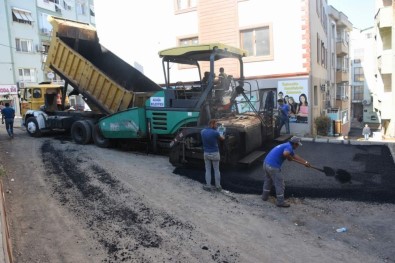 Aliağa'da, Kazım Dirik Mahallesi'nde Asfalt Çalışmaları Başladı