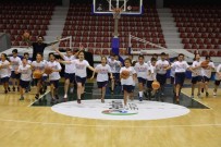 YENIÇERILER - Aliağa'da Kış Spor Okulları Heyecanı Başladı