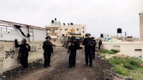 CENİN - İsrail 50 Filistinliyi Gözaltına Aldı