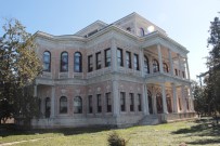 BEYLERBEYİ SARAYI - Milli Saraylar 1,5 Milyon Kişi Tarafından Ziyaret Edildi