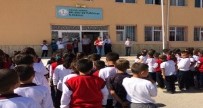 Okul Aile Birliği 'Minik Eller Kitap Sever' Kampanyası Başlattı Haberi