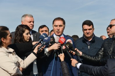 Şeref Malkoç Deniz Baykal'ı Ziyaret Etti