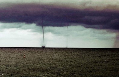 Alanya'da Denizde Aynı Anda 2 Hortum