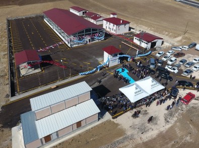 Büyükşehir Hınıs'ta Gerçekleştirdiği Yatırımların Toplu Açılışını Yaptı