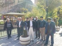 AHMET ÜNVER - Huzurevi Sakinleri Darende Gezisi İle Stres Attı
