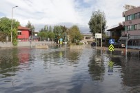 YUNUSLAR - İzmir Yağmura Teslim