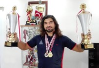 SATRANÇ FEDERASYONU - İzmirli Kasparov Cankut'tan Çifte Şampiyonluk