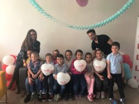 DOĞUM GÜNÜ PARTİSİ - Lösemili Çocuklar Doğum Günü Partisinde Doyasıya Eğlendi