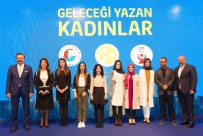 KADIN GİRİŞİMCİ - Yazılımın Sultanları Ödüllerini Aldı