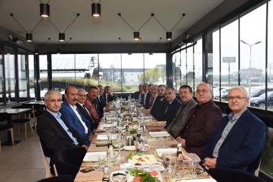 Başkan AY MÜSİAD Üyeleri İle Buluştu