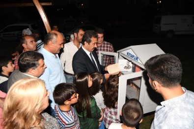 Çukurova'daki Parklara Kitaplık