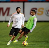 METİN OKTAY - Galatasaray, Günü Çift Antrenmanla Tamamladı