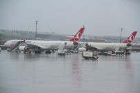 SAĞANAK YAĞMUR - Hava Trafiğine Yağmur Engeli