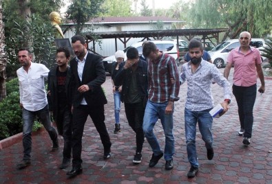 Kemer'de Uyuşturucu Operasyonuna 5 Tutuklama