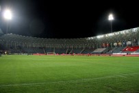 Osmanlıspor Son 3 Yılda İlk Defa Boş Tribünlere Oynadı