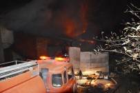 SAMANLıK - Samanlık Yangını Maddi Hasara Yol Açtı.