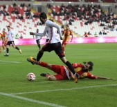 ALI HELVACı - Sivasspor Üst Tura Çıktı