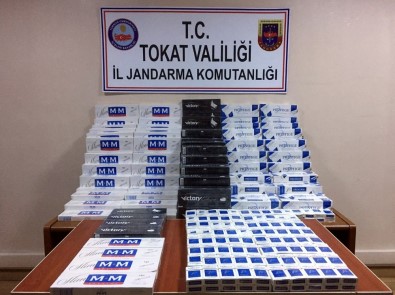Tokat'ta Su Kolisine Gizlenmiş 3 Bin Paket Kaçak Sigara Ele Geçirildi