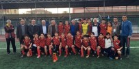 ZAFER GÜLER - U14'ün Şampiyonu Anadolu Selçukluspor Kupasını Aldı