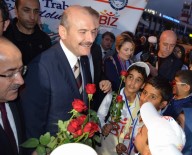 ORHAN FEVZI GÜMRÜKÇÜOĞLU - 'Biz Anadoluyuz' Projesi Kapsamında Şanlıurfa'dan Öğrenciler Uçakla Trabzon'a Geldi