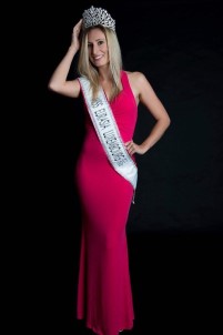 Güzeller Antalya'ya Geliyor