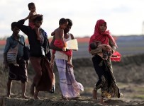'Myanmar'daki Kriz Kontrolden Çıkıyor'